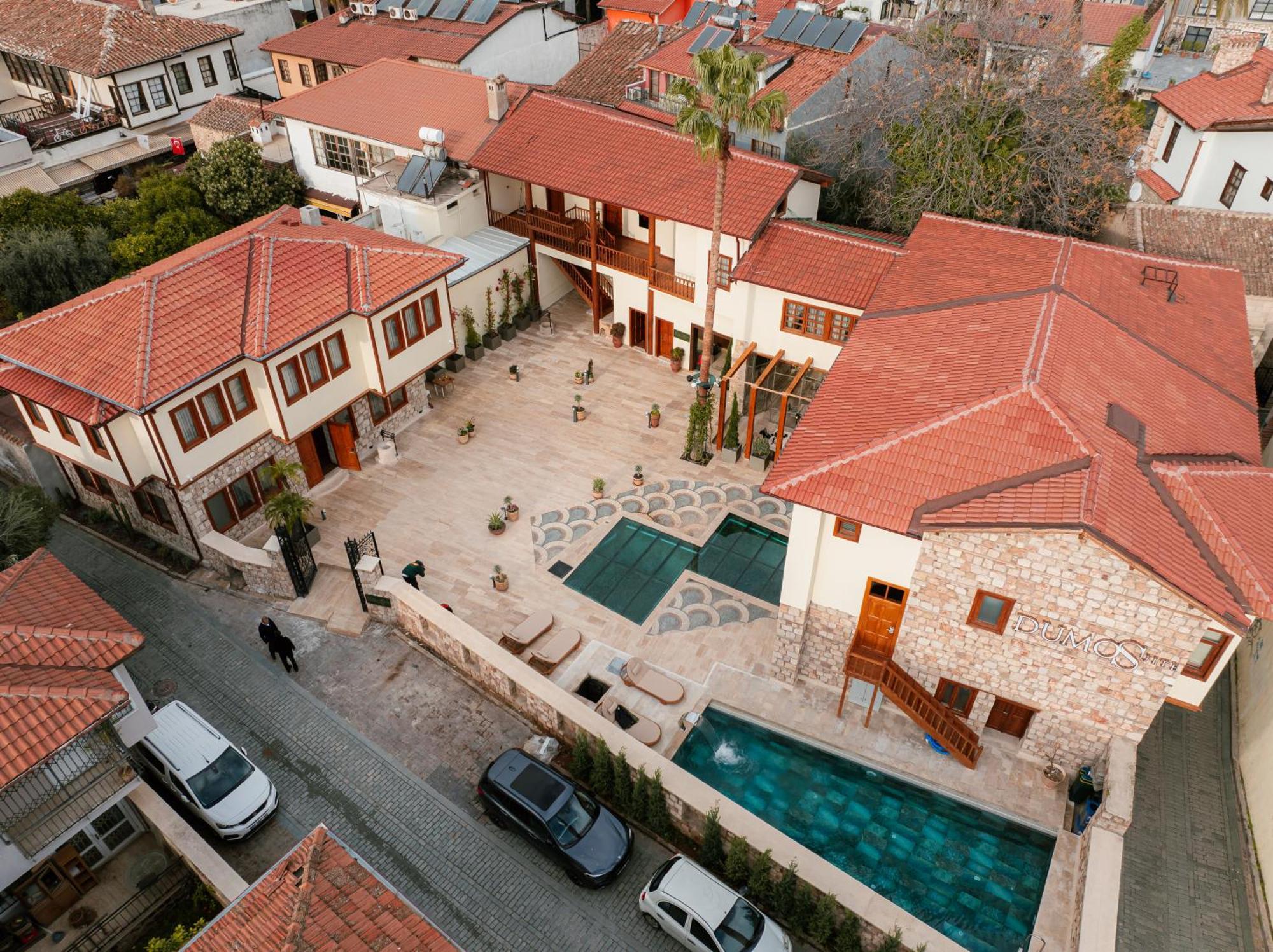 Dumos Otel
